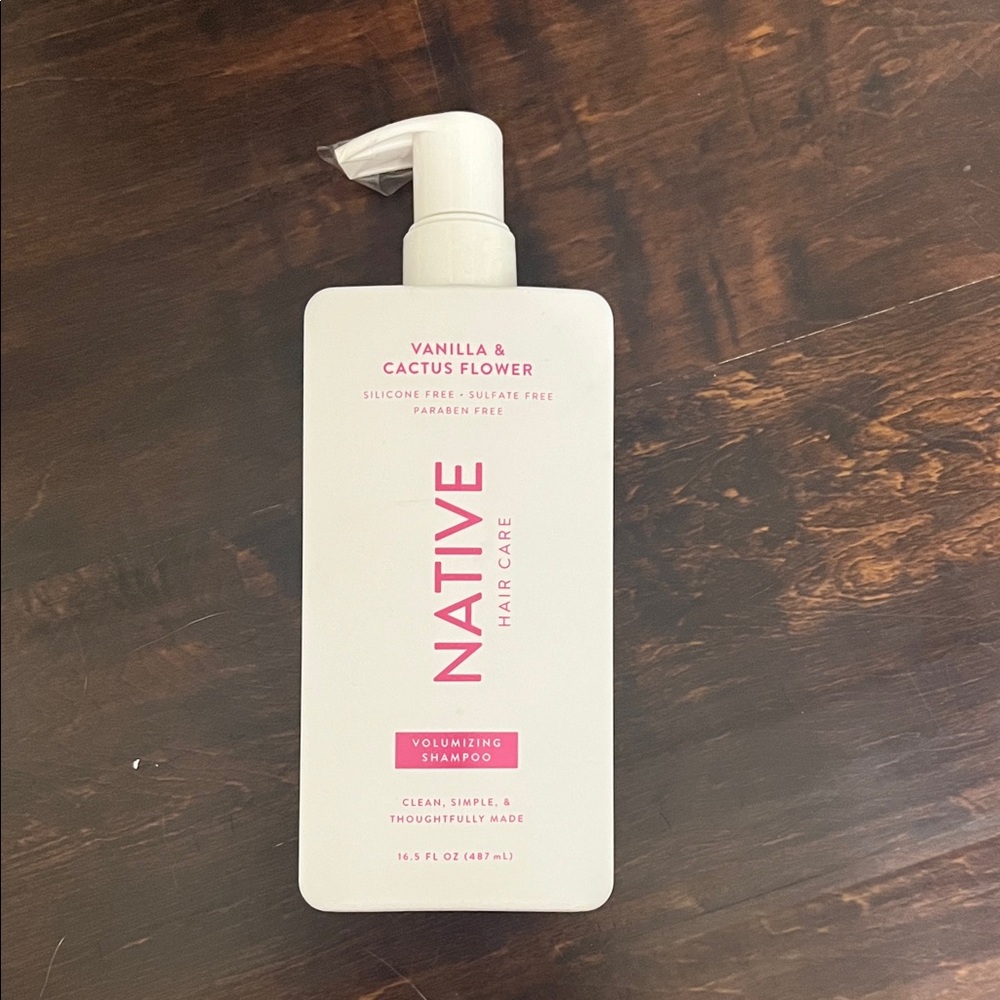 Native Hair Care Volumizing Shampoo - White and Pink